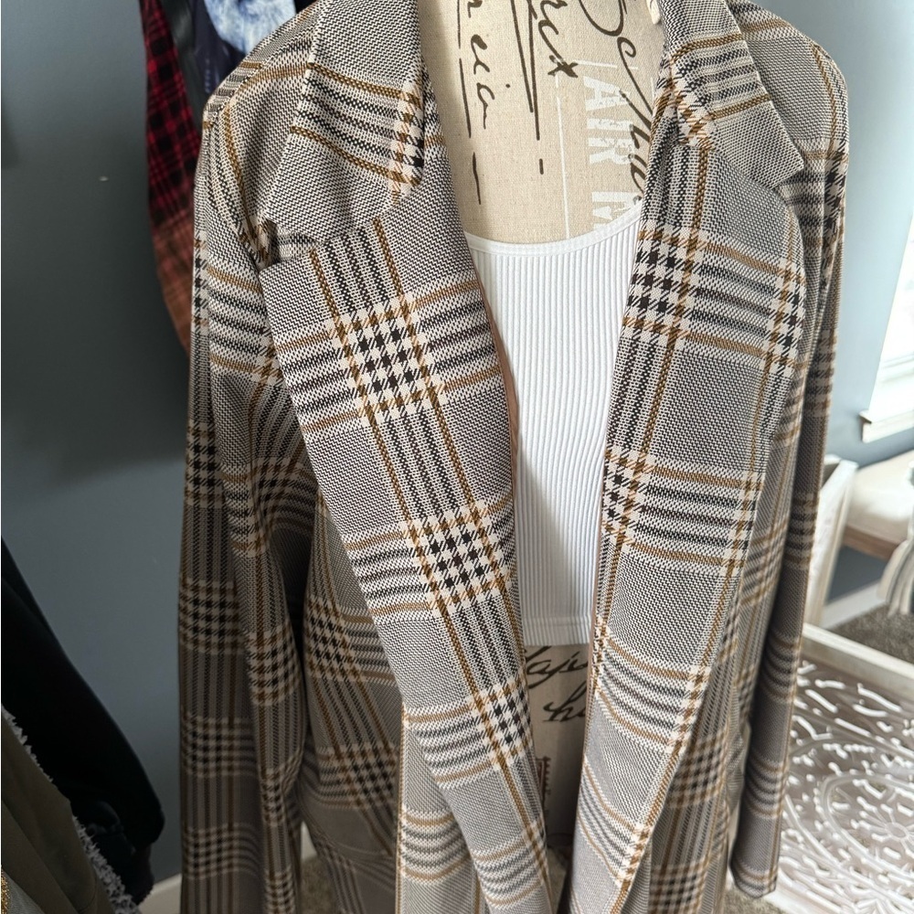 Melloday Mid Length Plaid Open Jacket w/Pockets - Picture 3 of 10